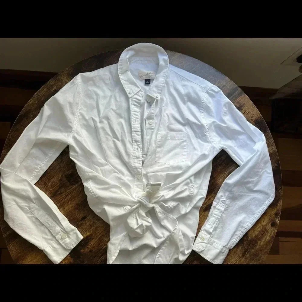 BUNDLE: womens Universal Thread shirt & Forever 21 pencil skirt + earrings. - Picture 3 of 16
